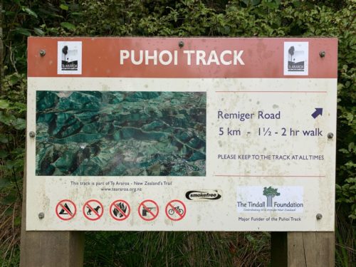 20191010_Puhoi Track看板2